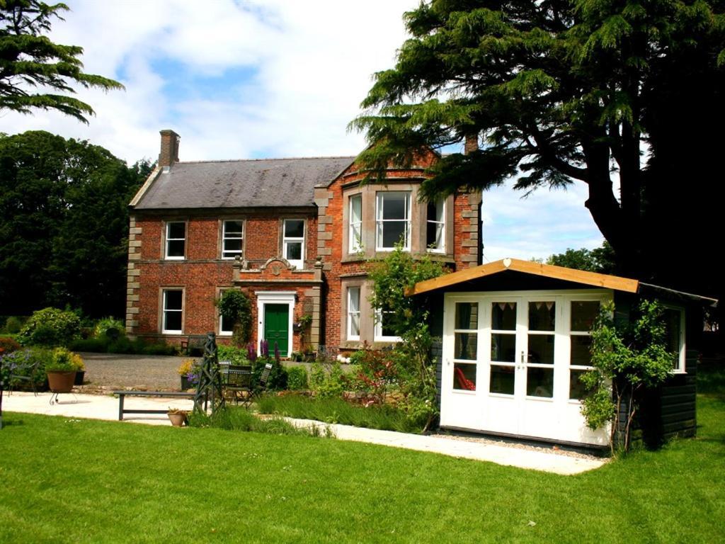Broomhouse Farmhouse Cheswick  Extérieur photo
