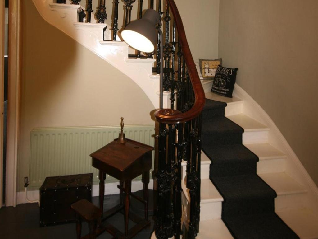 Broomhouse Farmhouse Cheswick  Extérieur photo